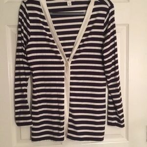 Very lightweight cardigan